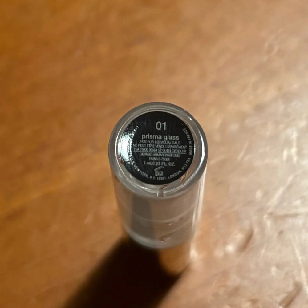 Giorgio Armani Prisma Glass Hydrating Lip Gloss